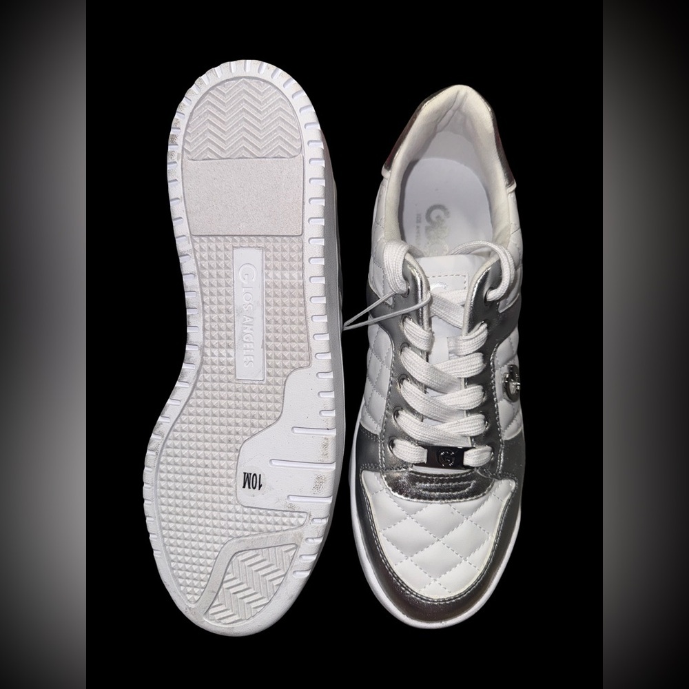 GUESS Women's Casual Sneakers Shoes Size 10 White/Silver/Metallic Silver - Picture 5 of 5